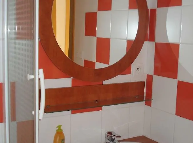 Du Tarbesou Casa de Férias *